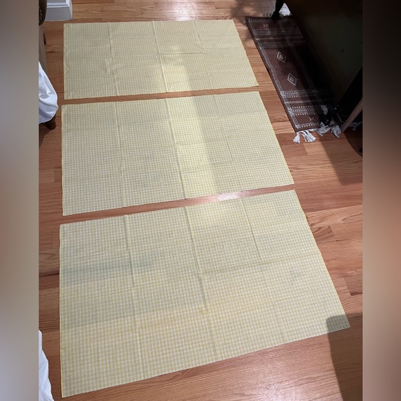 Vintage Bundle of 3 gingham pieces of fabric - Picture 6 of 13
